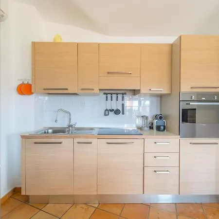 Incantevole Casa Con Vista Mare E Piscina אולביה
