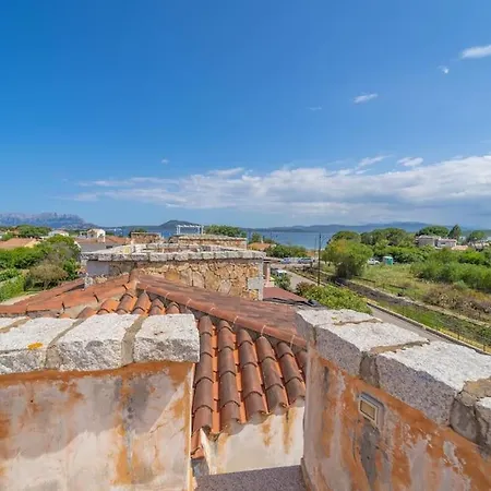 Incantevole Casa Con Vista Mare E Piscina דירה *
